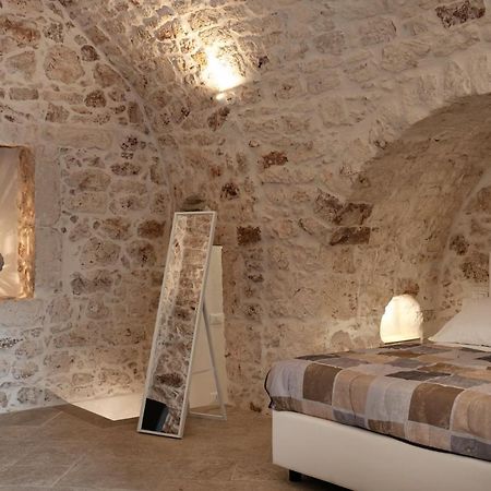 White Room Ostuni Bagian luar foto