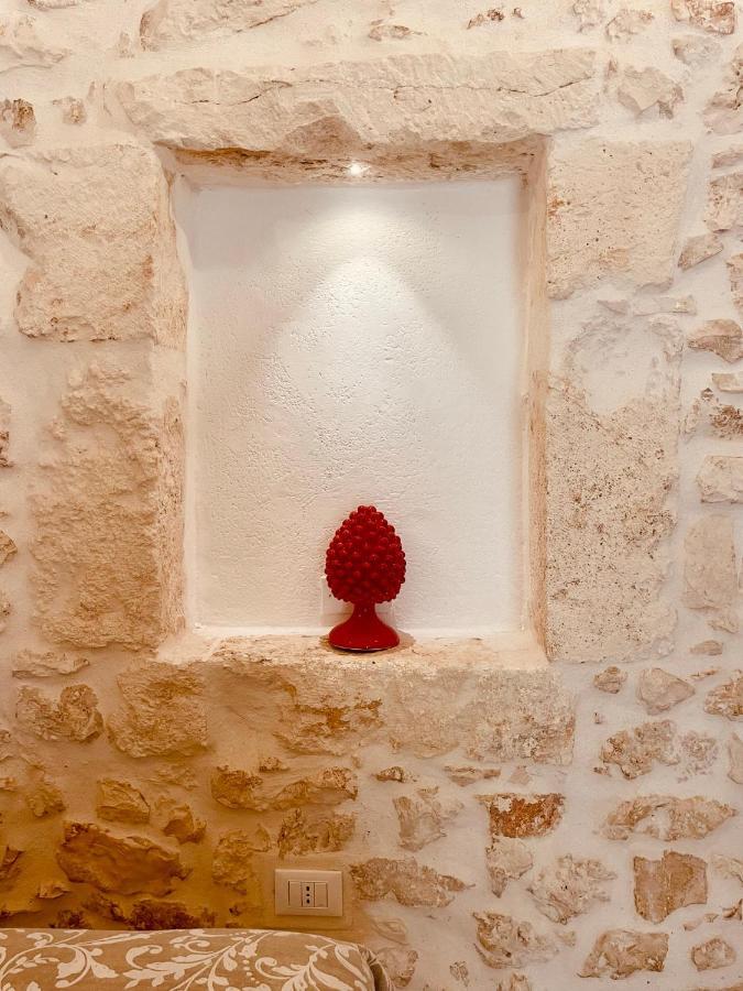 White Room Ostuni Bagian luar foto